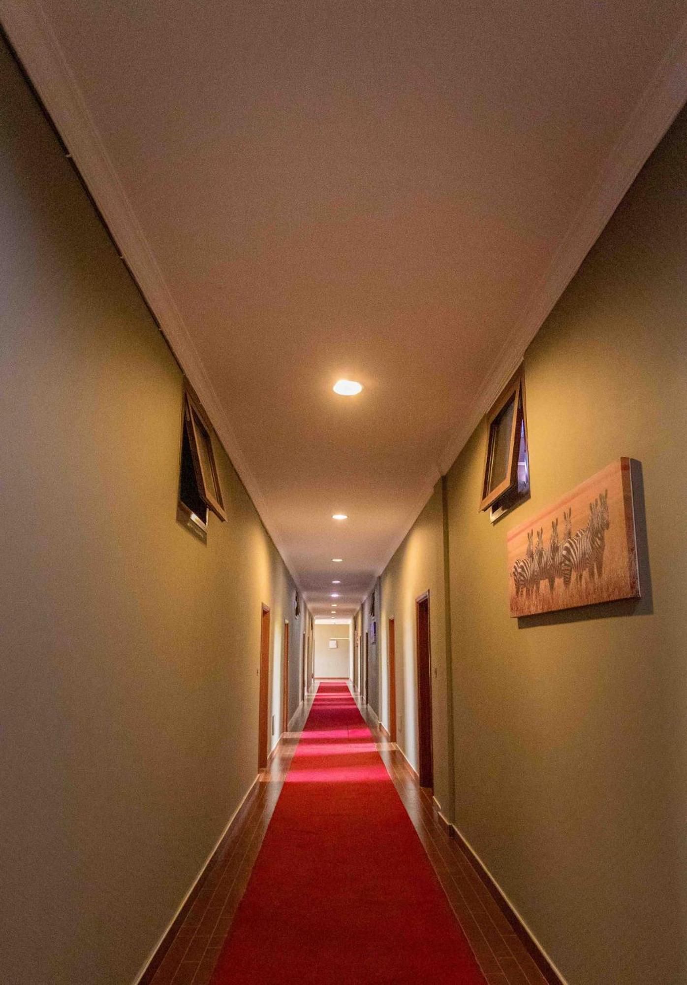 Panone Hotels - King'Ori Kilimanjaro Airport Moshi Exteriör bild