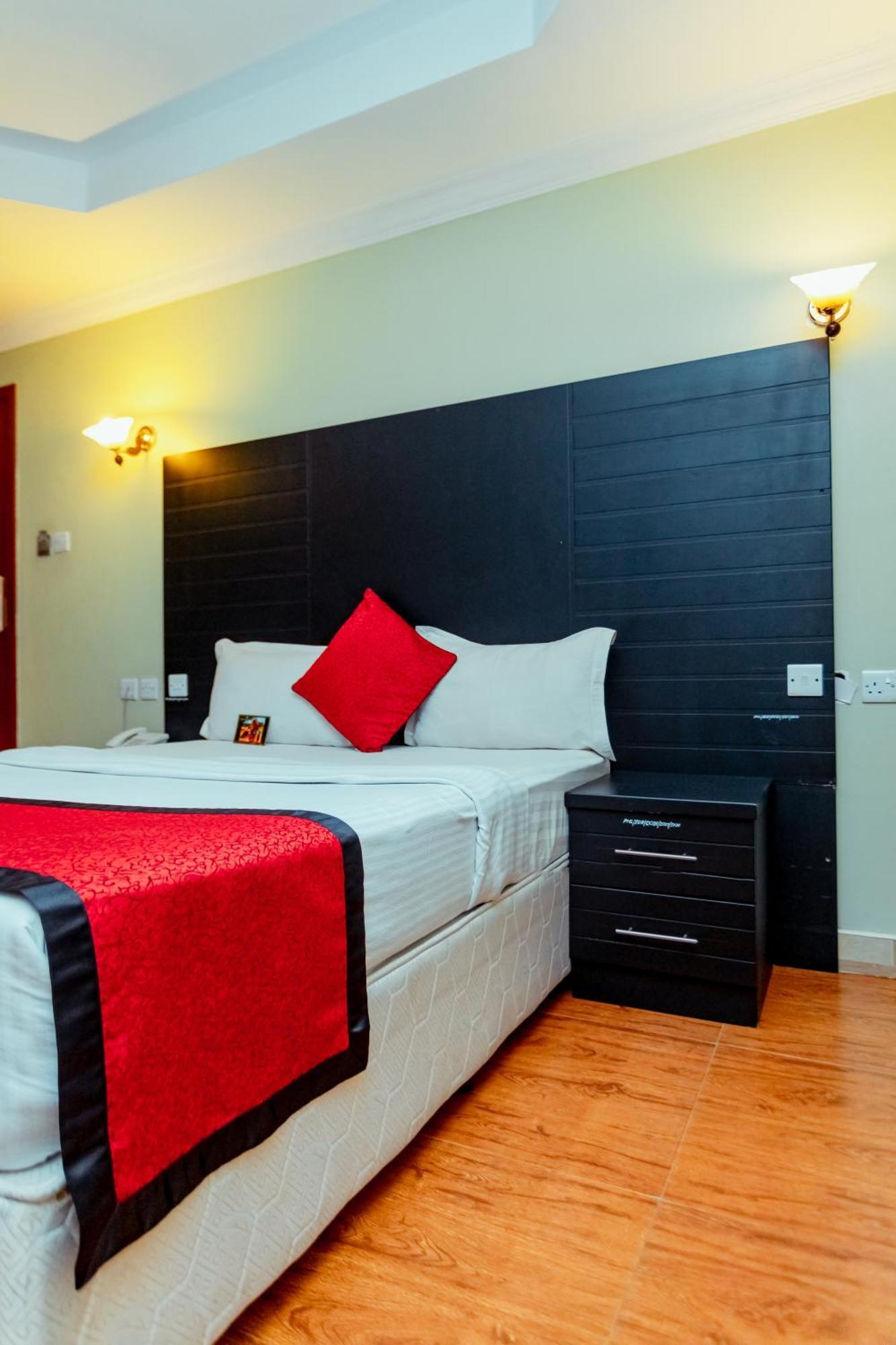 Panone Hotels - King'Ori Kilimanjaro Airport Moshi Exteriör bild
